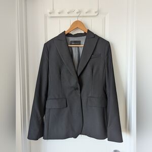 BCBGMaxAzria Black Wool Blazer Size Medium With Sleeve Detail Size Medium